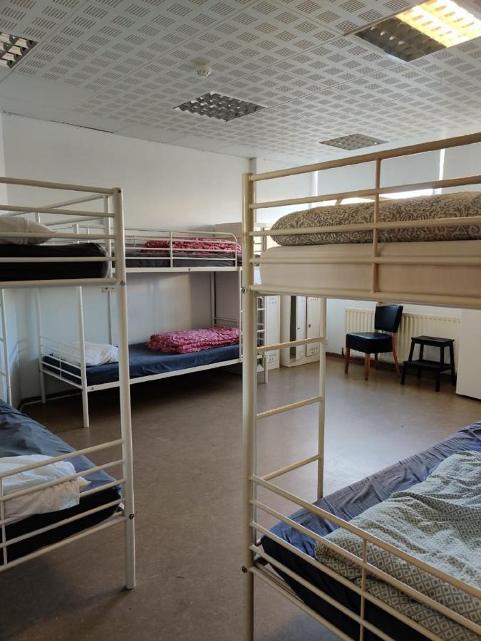 Bett im 8-Bett-Schlafsaal
